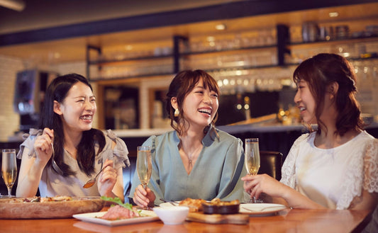 忘年会シーズンの二日酔い対策に！アルコール後の体をいたわるルイボスティー